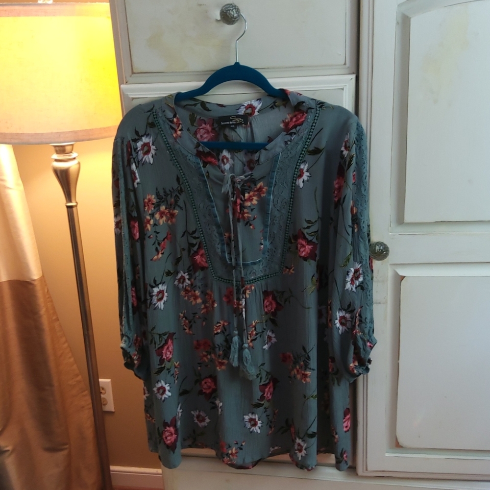 Suzanne Betro Boho top 2x NWOT